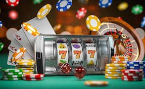 Live casino table games interface on 747 Games